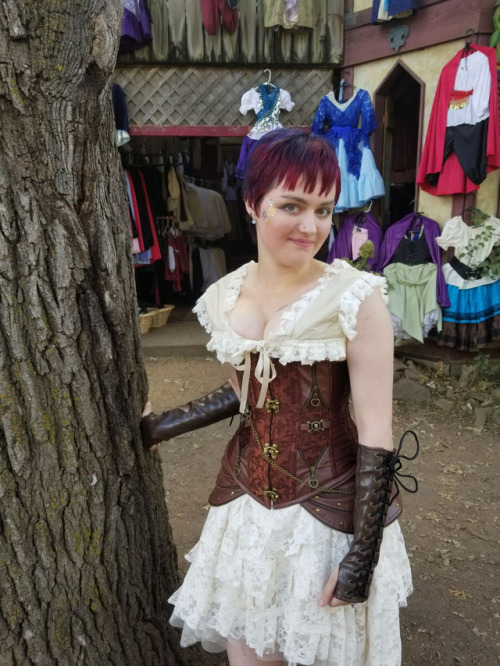 Thought I looked pretty good for Renaissance festival this summer. ;)