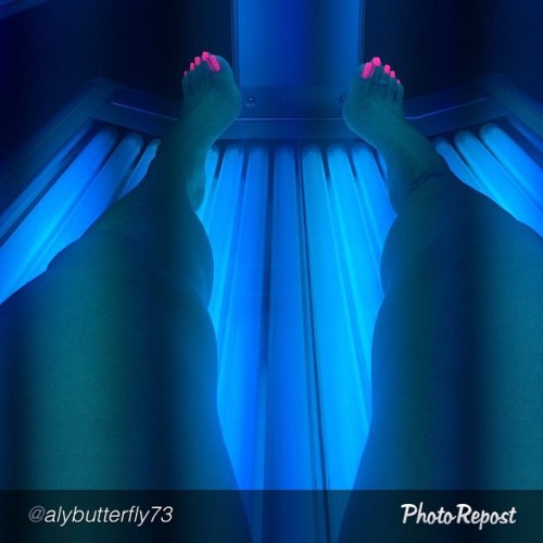 top10toes:  Sexy #top10toes on this #footmodel here! #footfetish #teamprettyfeet (model name: @alybu