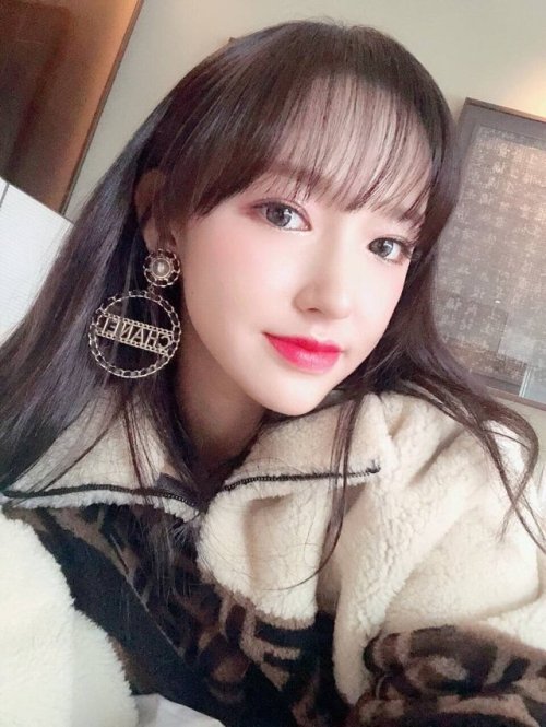 korean-dreams-girls:Cheng Xiao (WJSN) - Selcas