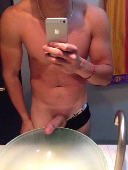 nakedguysfromkik:  From México