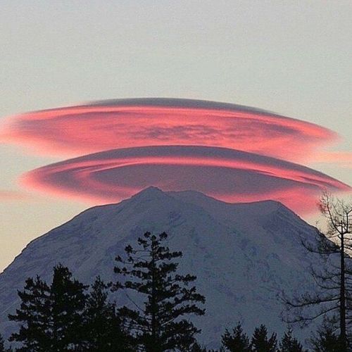 Double Lenticular clouds over Mt. Rainier WA! Amazing Wow! Check out this Great Little Place! http:/