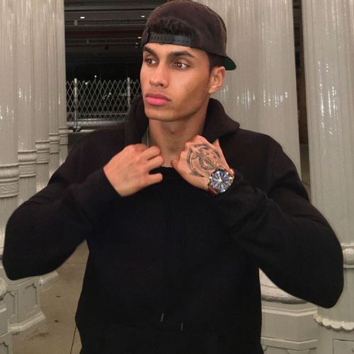 yeezybehavior:follow>> 6hawty << for similar content!