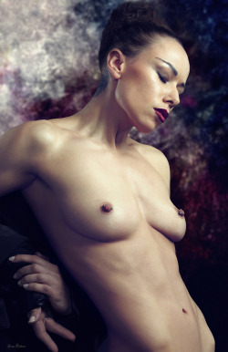 Piercednipples:  Mariya Kasta Photographed At The Workshop Alexei Mountain April