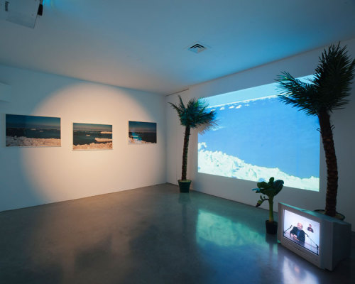 tiny gallery