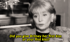 godneybaby:  themissspears:  HOLDING MY TEARS  IM SCREAMING CRYING JDSHFLJKHAFDOÖISFJLÖ