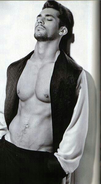 liammurphylovedjg:  David Gandy. Oh my god, his chest… start at that exposed throat