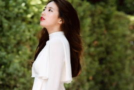 ladyidols:  Suzy for Elle 