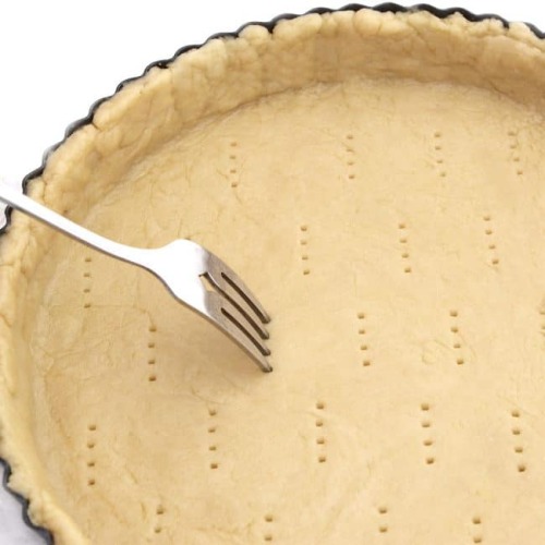 foodffs:  How To Make Pie CrustFollow for recipesIs this how you roll?