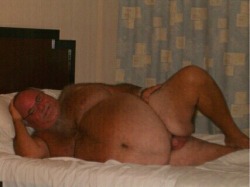 nsdlta:  Hot daddy!   Beautiful man!