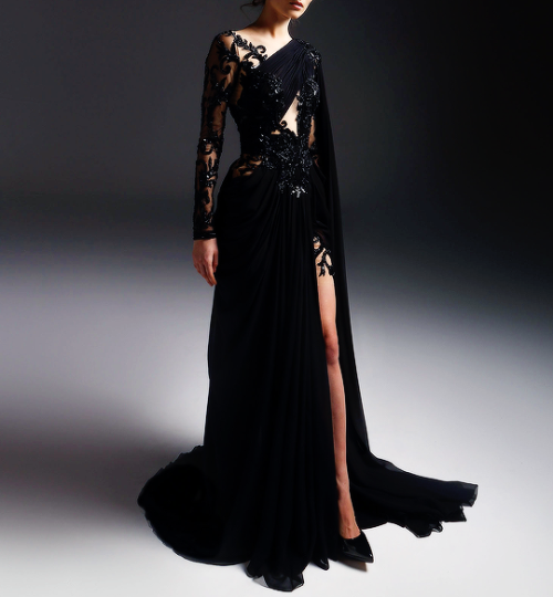 Sex justalittlebitwitchy: fashion-runways:   pictures