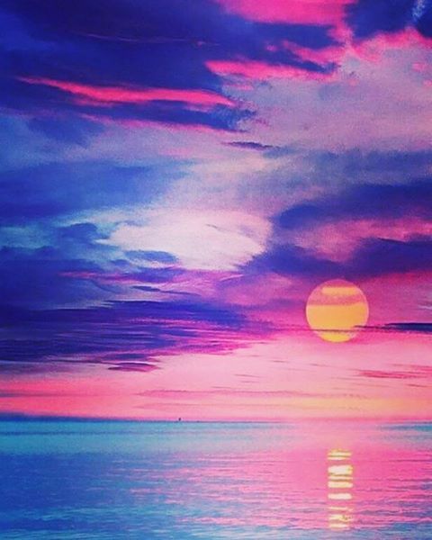djrikardokiroz: Ｈｅａｖｅｎ天国 #aesthetic #vaporwave