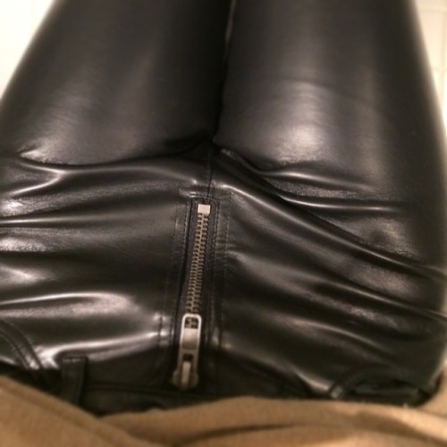 Ze Piercing, Tattoo, Leather, Latex Page & More