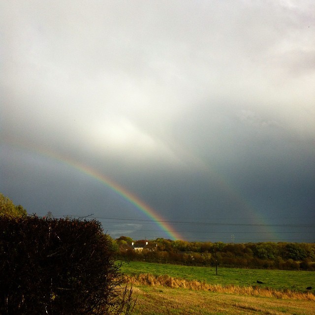farfromthetrees:  double #rainbow from t’other day when In was walking yon hound