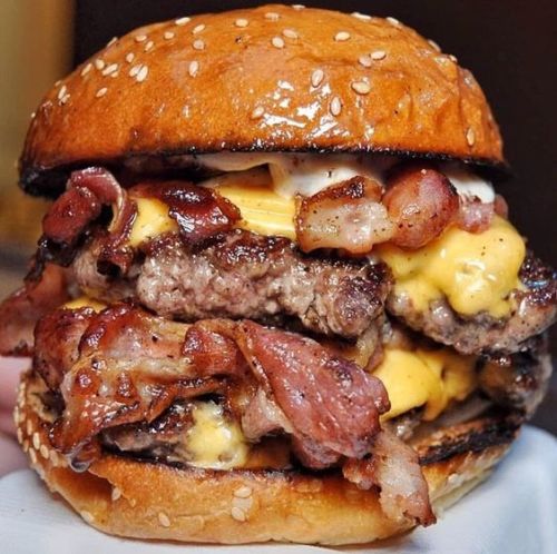 yummyfoooooood:  Bacon Double Cheeseburger