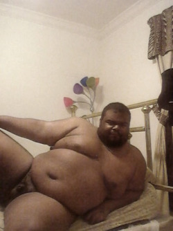 hornyman550:  chubsandchubs:  Amapolas.  Hot  a real Hunky Man  wish His cock was sliding in my sissy fag mouth right now