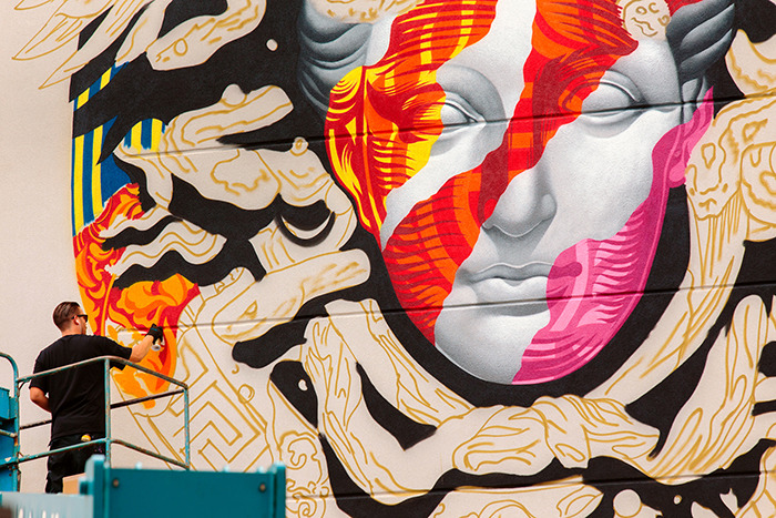 supersonicart:   Versace x POW! WOW! Mural by Tristan Eaton. To celebrate their brand