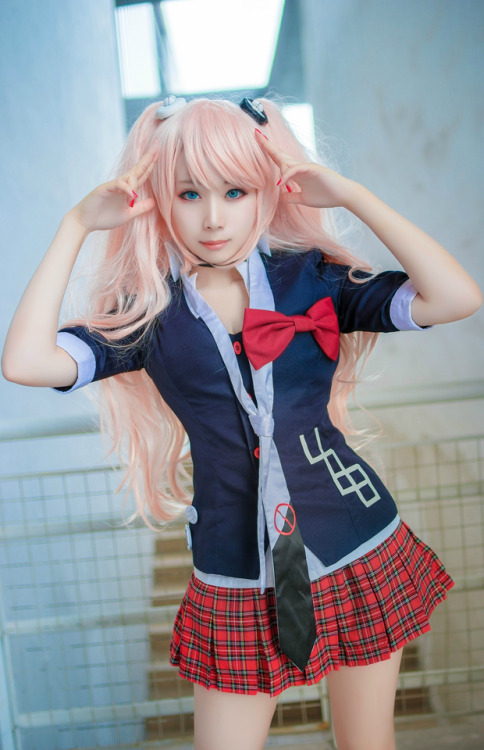 scandalousgaijin: Junko Enoshima - Kuta