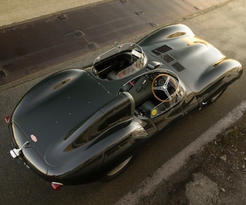 utwo - Jaguar D-Type© patrick ernzen