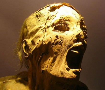 Porn Pics sixpenceee:  Screaming mummies have been