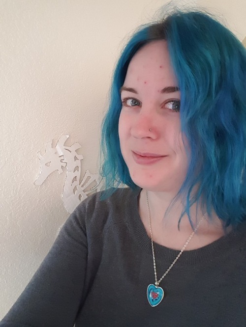 Week 113: it’s been two weeks since I applied Nightfall and my hair already looks super teal (