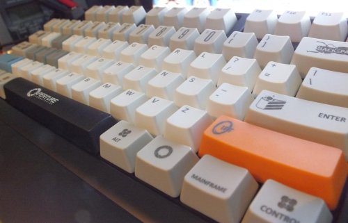 Porn thegameisalife:  Teclado de Portal visto photos