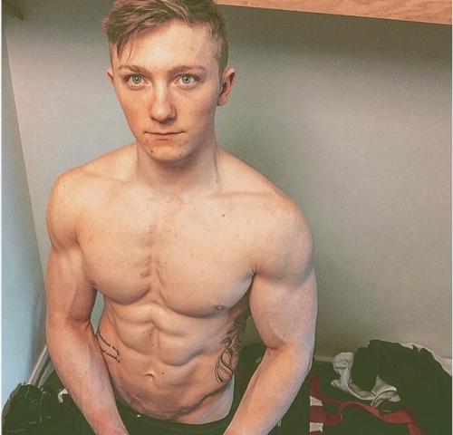 hotcelebs2000:  NILE WILSON