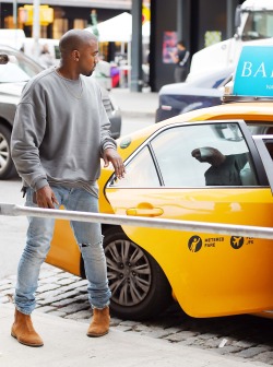 trvxblk:  Those shoes!