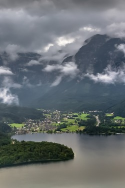 sublim-ature:  Obertraun, AustriaEurope Trotter