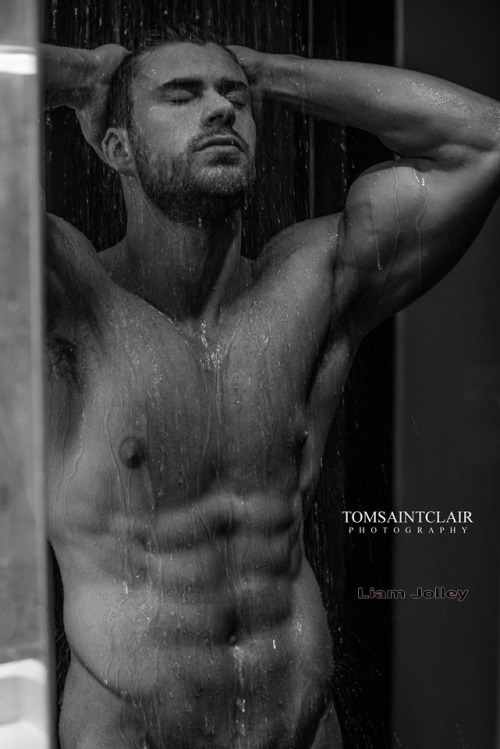 hombresbuenos:  Modelo Ingles: Liam Jolley Fotografo: Tom Saintclair Cuentas oficiales de Liam: Instagram, Pagina Web Cuentas oficiales de Tom: Instagram, Facebook 