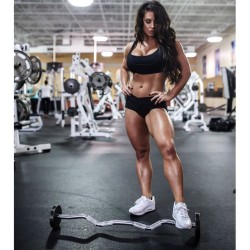 awsfitgirl:  Celeste Bonin Instagram: awsfitgirl