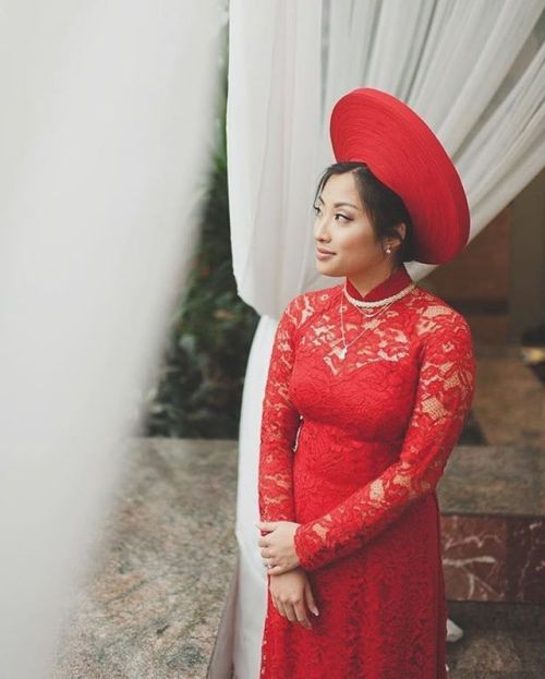 This bride in her traditional viet ao dai | Can you tell I slightly favour brides on my instagram fe