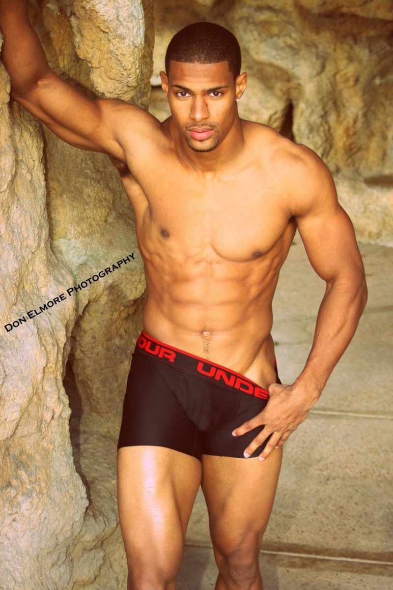 malecelebrityzone:  Denzel from Top Model
