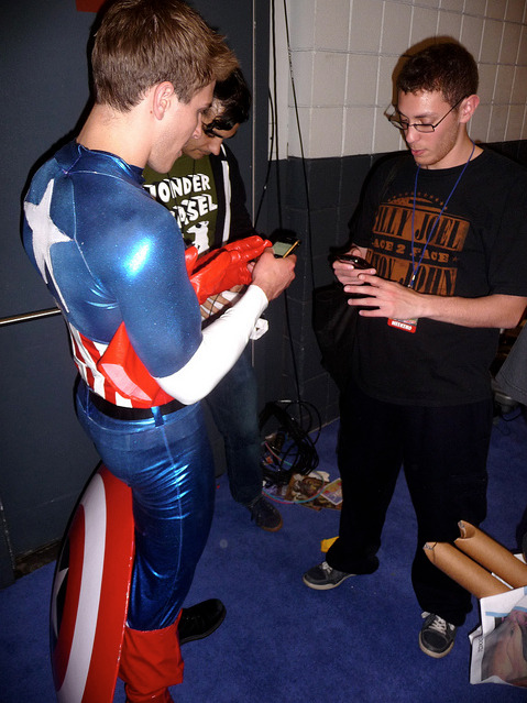 mjschryver:  Scott Herman as Captain America (3 of 4)Herman, at NYCC, working the Xbox 360 / Kinect booth (which featured a greenscreen photo op), promoting Marvel vs. Capcom 3: Fate of Two Worlds.Herman’s video diary about the experience is here.Herman