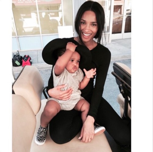 http-shawty:  chrissongzzz:Celebrities with their kids😩❤️ 💀