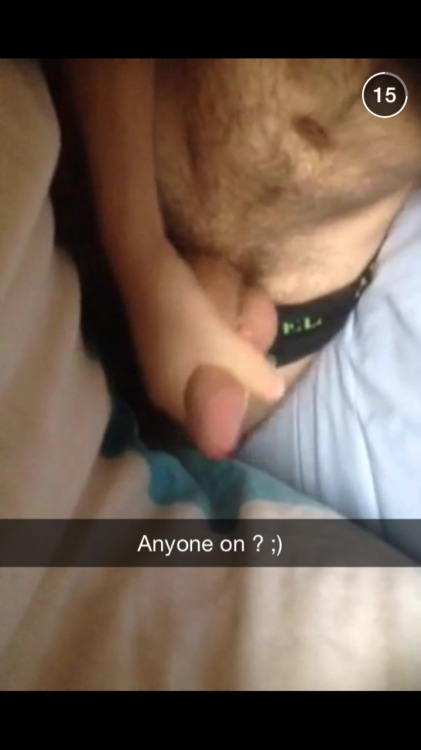 hornym8syd:  Horny Sydney guy here , up for swapping pics with other bi, gay, straight, and curious guys!  If ya wanna submit hit us up, I don’t mind sharing my pics either   Kik-hornym8syd Snap- hornym8sydney  Check my blog out, www.hornym8syd.tumblr.com