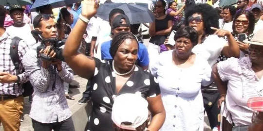 State House Girls Principal Locks Out Protesting Parents, Students Over Fees