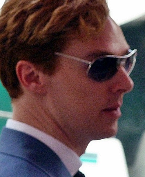 a-study-in-cumberbatch:  Benedict Cumberbatch - A study in sunglasses -   SEX.