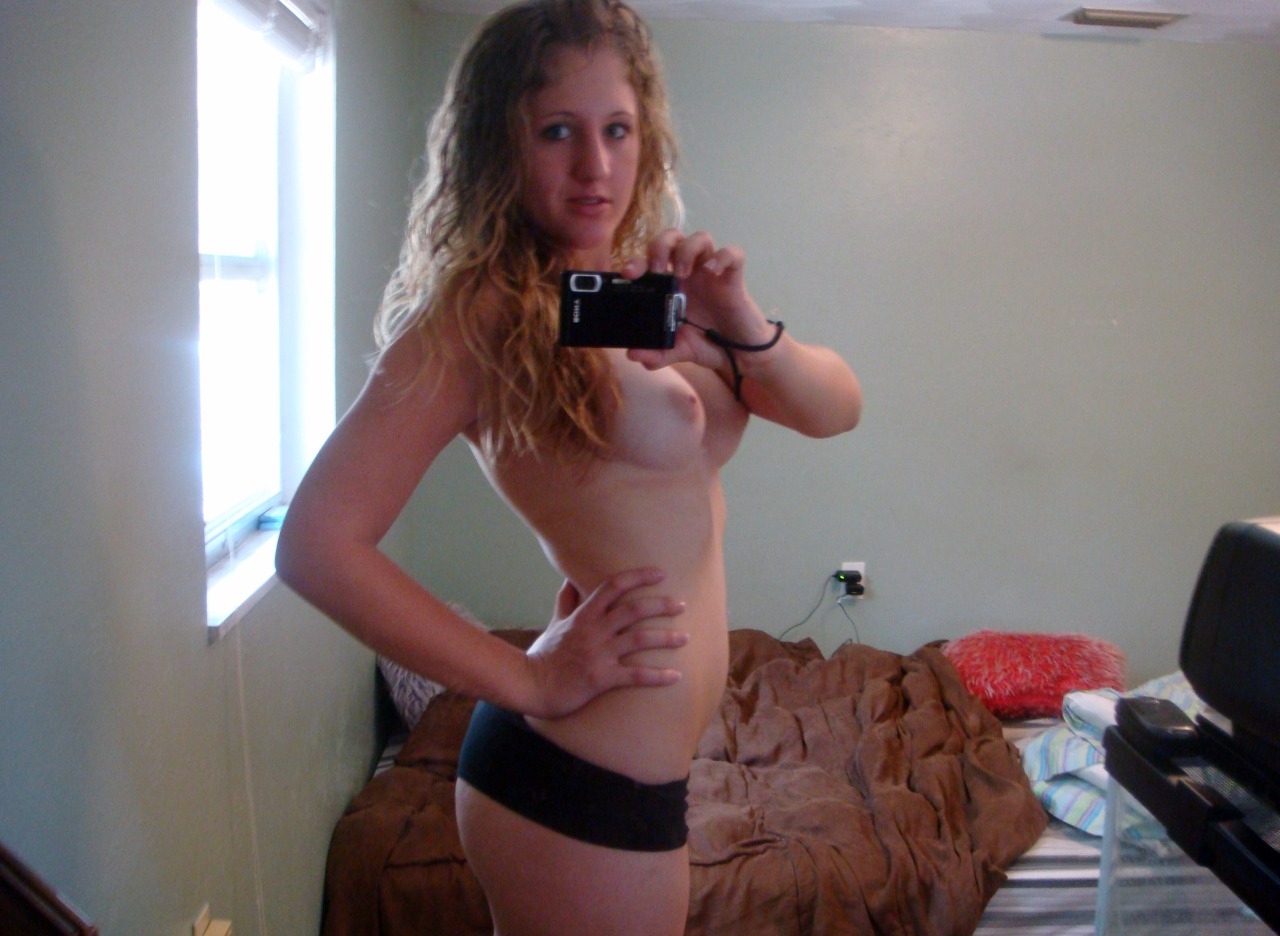 100% mirror selfshot naked chicks