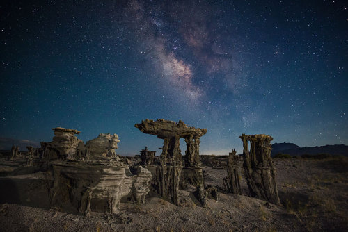 archatlas: Sand Tufas You could be forgiven for thinking that the otherworldly rock formations in th