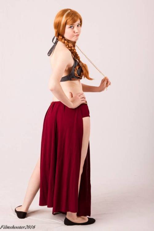 sexyimperial: slave Leia Saturday So many ways to make her fulfill my earliest childhood fantasy.