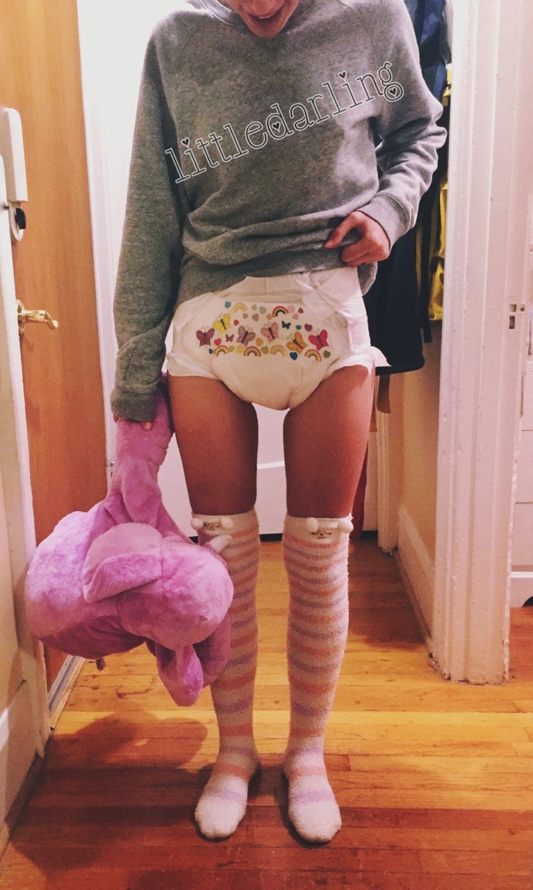 littlestdarling: I did art! See?!