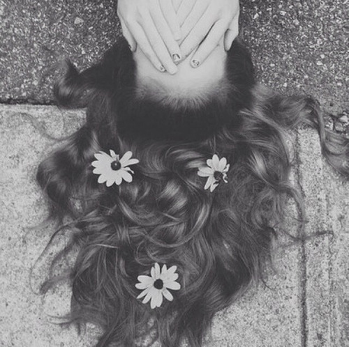 Girl and flowers 🌸🌻🌺 on We Heart It.