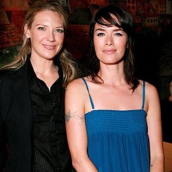 the-saga-c0ntinues:  Anna Torv &amp; Lena Headey… 