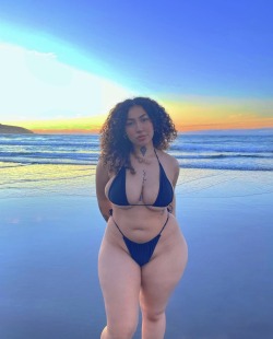 moonshinehighx:csmitty4u:robroyalty:CHECK!!!MoonSHINEhigh approved 🌊🌊🌊🌊💧