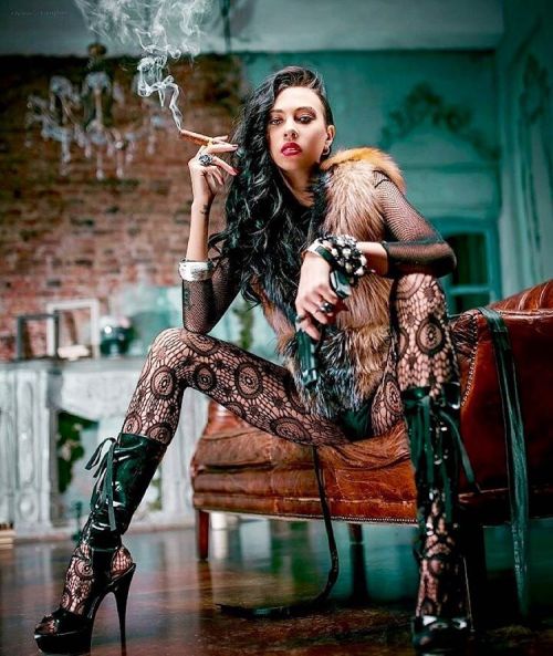 dadyserrano68:  Hump day is here. #cigardiva #cigarlady #cigarmodel #cigarbitch #cigarlover #cigarvixen #cigarhot #cigarbabe #cigarporn #cigarfetish #cigarsnob #cigarians #cigaraficionado 