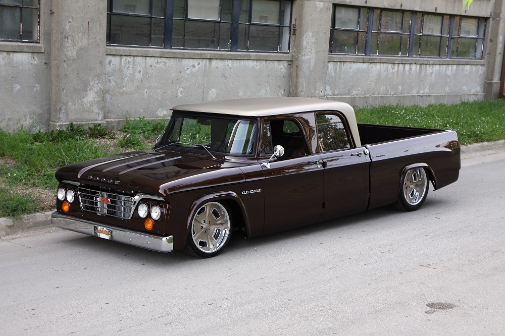 rodandcustomshow:  Tim Molzen’s 1962 Dodge ¾ ton crew cab pickup truckUnique doesn’t