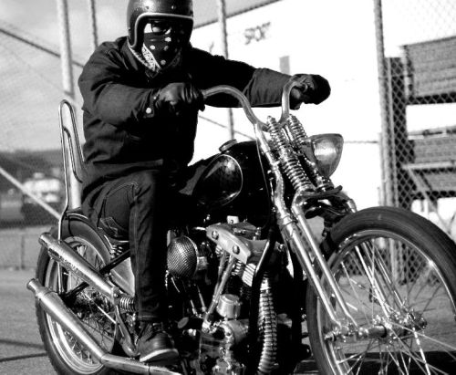 twowheelcruise:  life on a motorcycle 