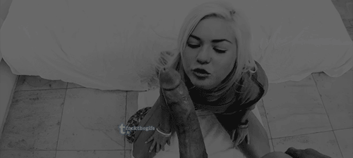sluttyoldersister:  My step sister always acts prim and proper.. Let’s just say a few things happened and all of a sudden she wasn’t shy of showing me how she really felt about me.