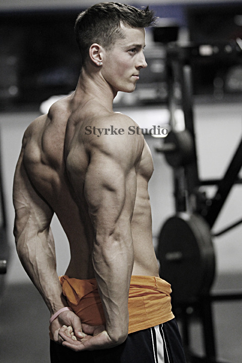 myfavouriteguysblog:  Zach Zeiler, model