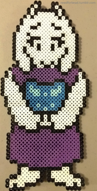 Undertale:  TorielUndertale is owned by Toby Fox.Find more Undertale perler bead patterns and l